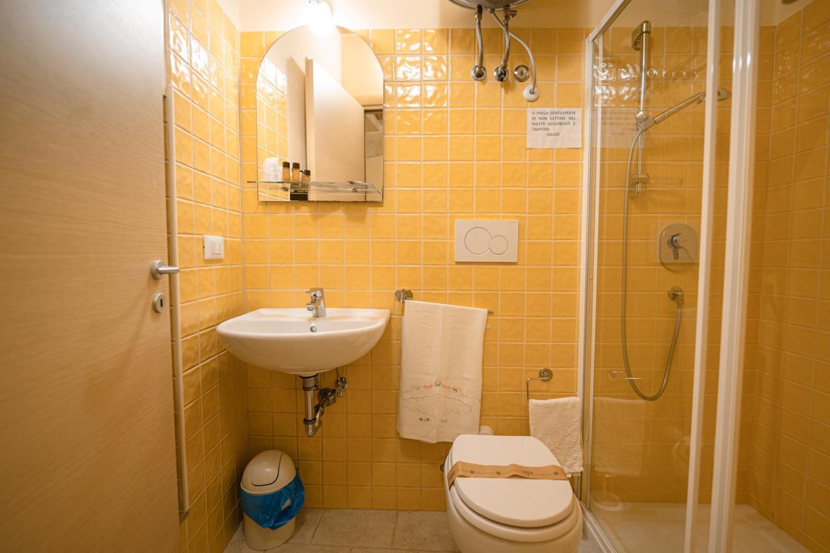 Hotel La Piccola Torre Bisceglie Habitación foto